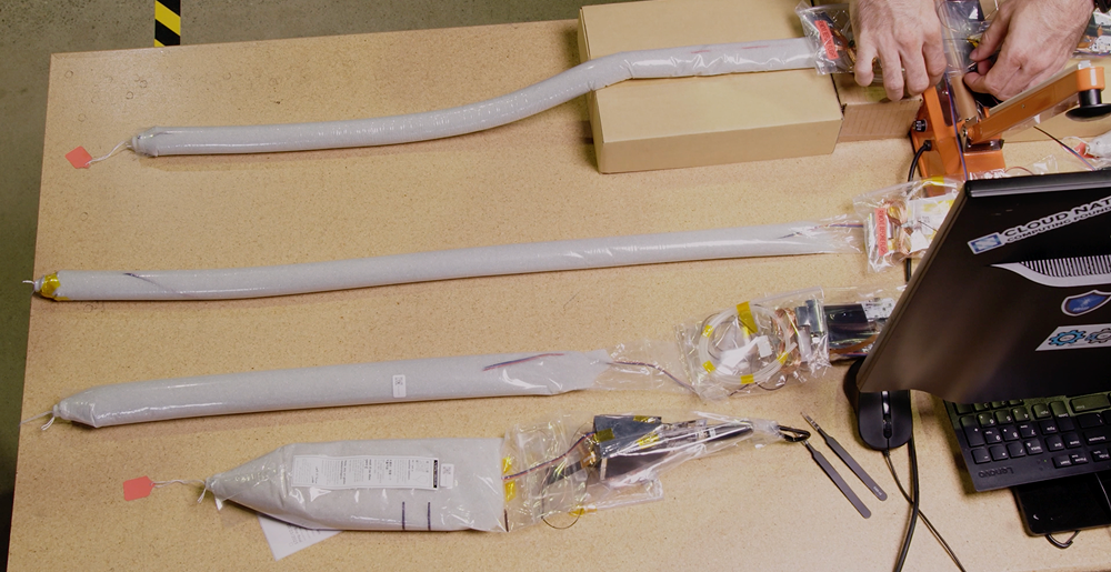 Image of our string-bean ballast (top and middle) and standard ballast (bottom)